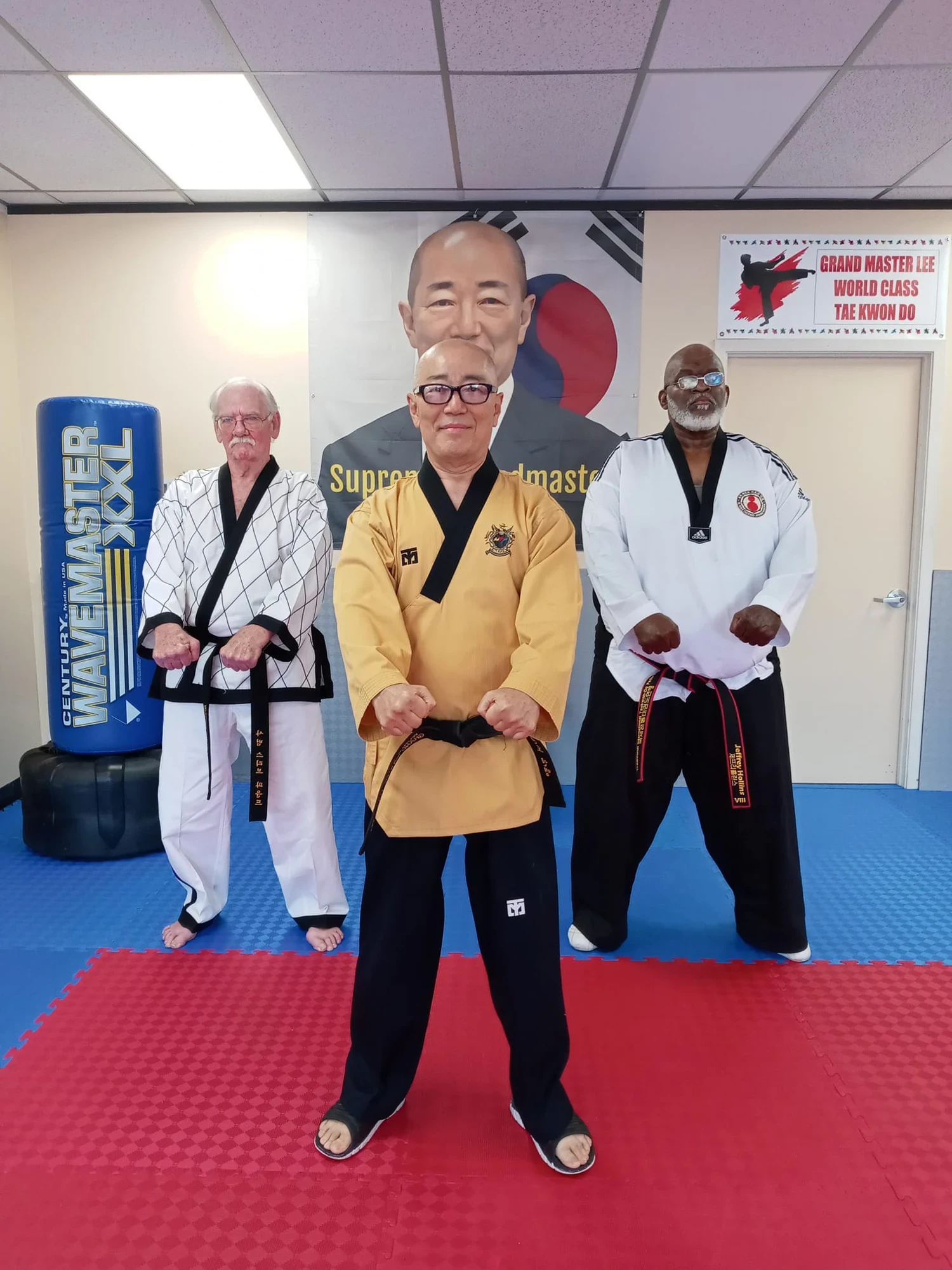 Students training at Grandmaster Lee's Taekwondo